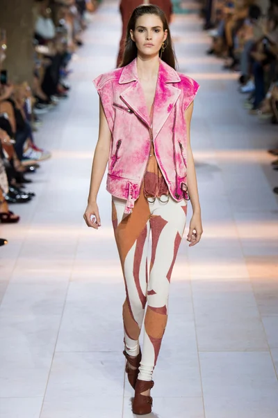 Look 1
